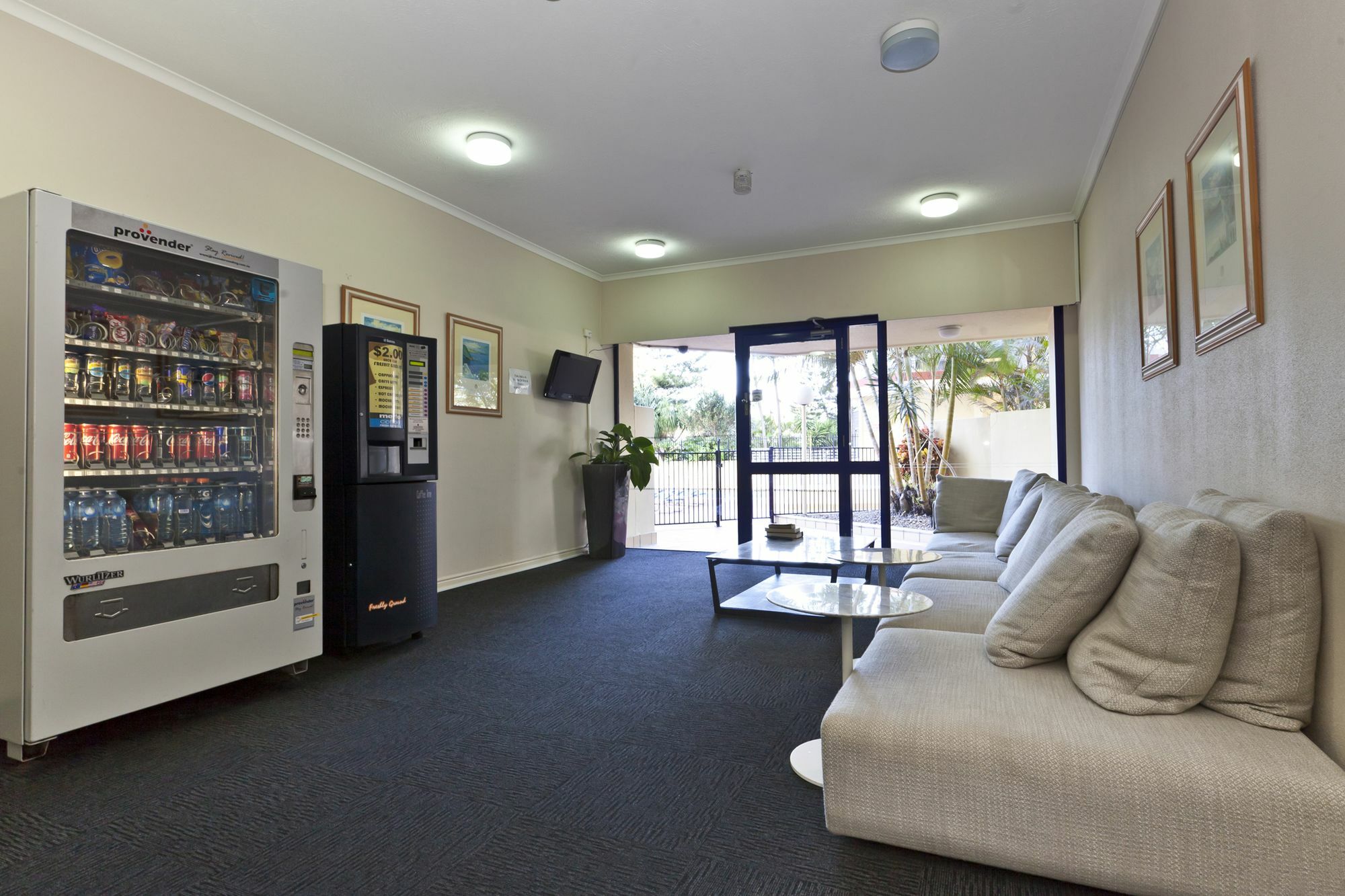 Surf Regency Aparthotel Gold Coast Buitenkant foto