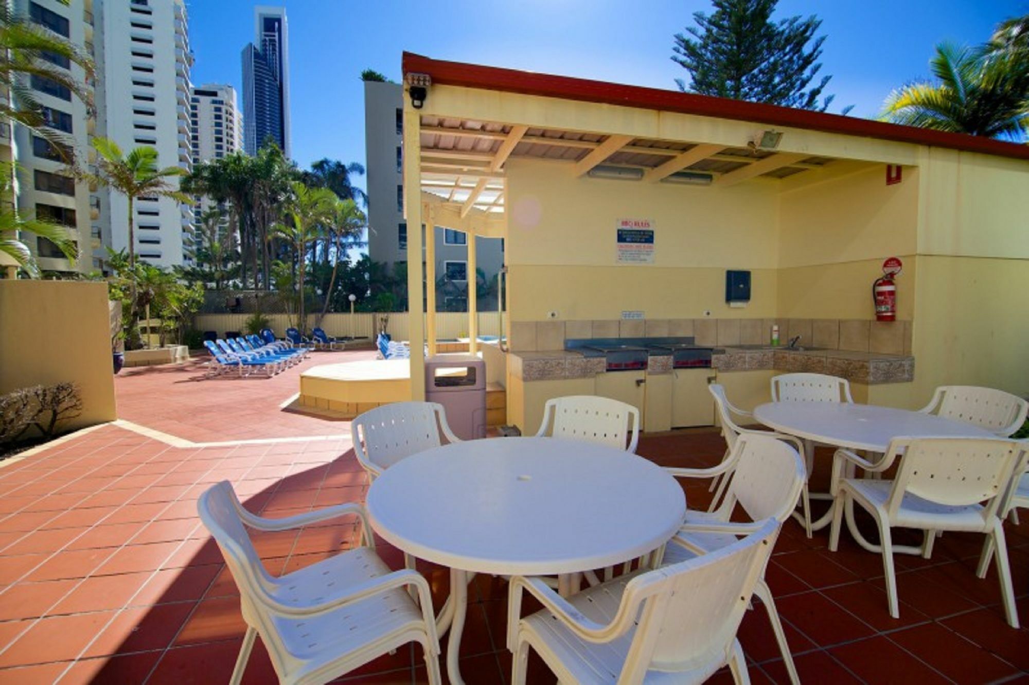 Surf Regency Aparthotel Gold Coast Buitenkant foto