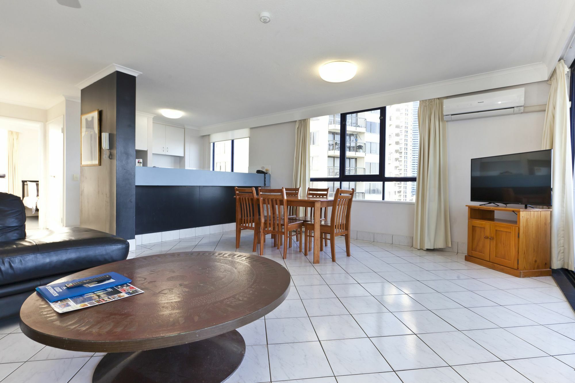 Surf Regency Aparthotel Gold Coast Buitenkant foto