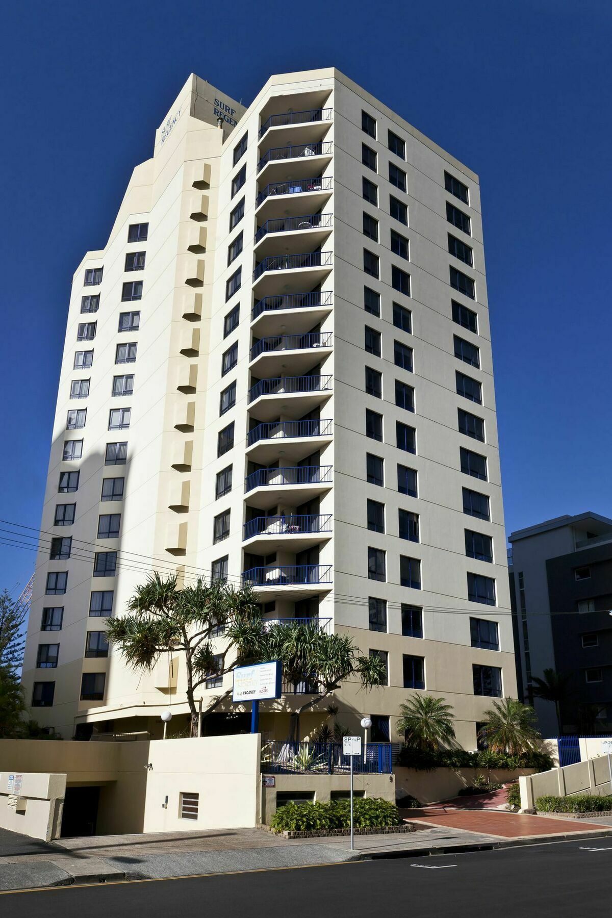 Surf Regency Aparthotel Gold Coast Buitenkant foto